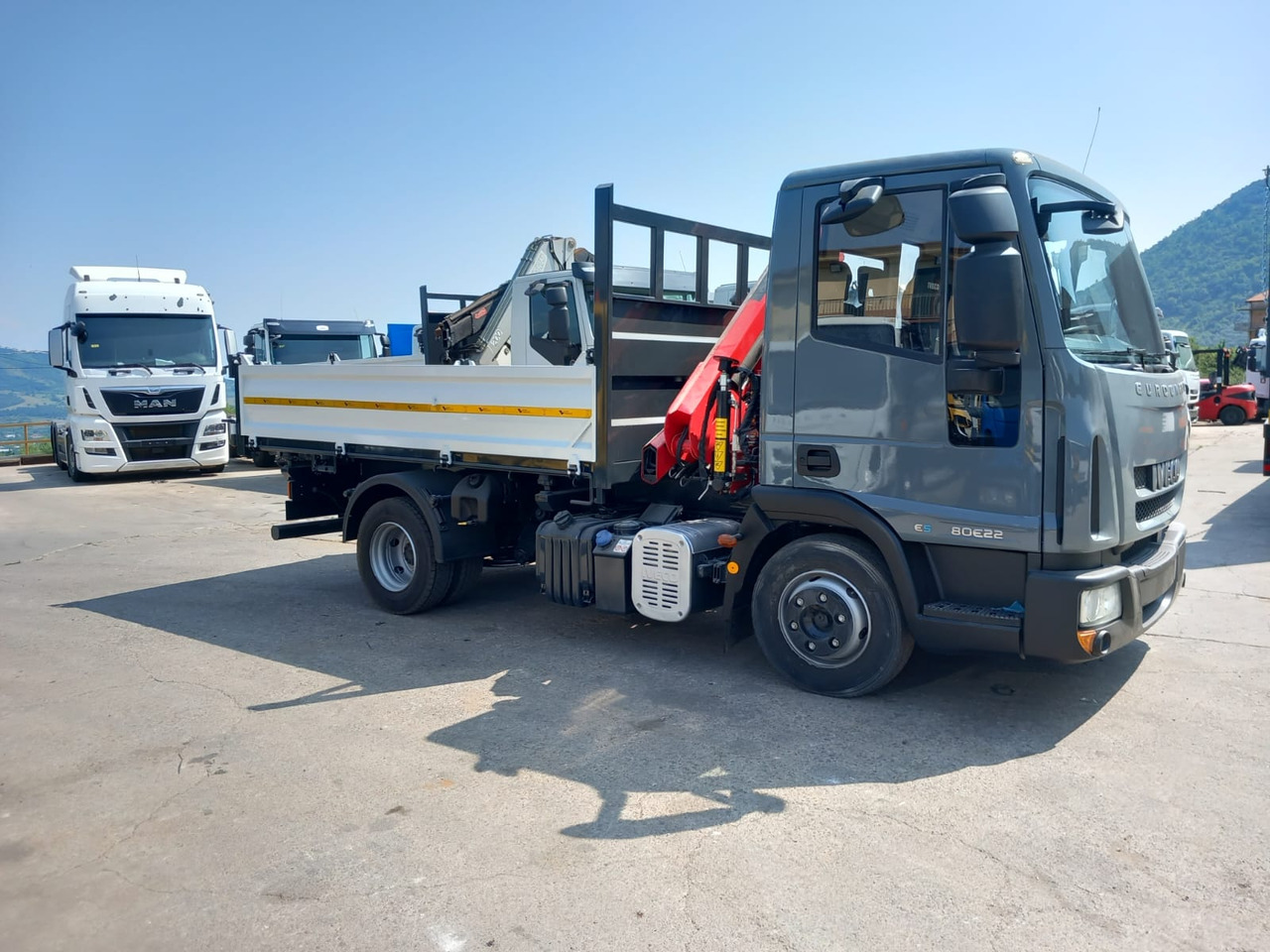 Kamion sa dizalicom, Istovarivač IVECO EUROCARGO 80E22: slika 11 Kamion sa dizalicom, Istovarivač IVECO EUROCARGO 80E22: slika 11
