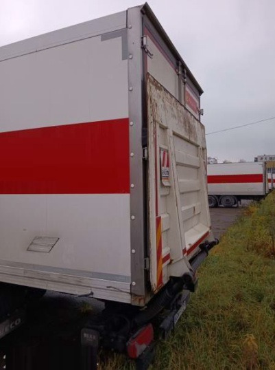 IVECO STRALIS AD 260S31 XP - Kamion sa golom šasijom i zatvorenom kabinom: slika 4 IVECO STRALIS AD 260S31 XP - Kamion sa golom šasijom i zatvorenom kabinom: slika 4