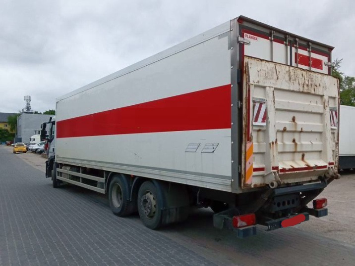 IVECO STRALIS AD 260S31 XP - Kamion sa golom šasijom i zatvorenom kabinom: slika 3 IVECO STRALIS AD 260S31 XP - Kamion sa golom šasijom i zatvorenom kabinom: slika 3