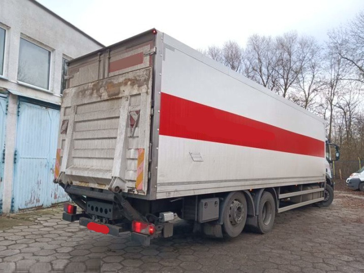 IVECO STRALIS AD 260S31 XP - Kamion sa golom šasijom i zatvorenom kabinom: slika 5 IVECO STRALIS AD 260S31 XP - Kamion sa golom šasijom i zatvorenom kabinom: slika 5