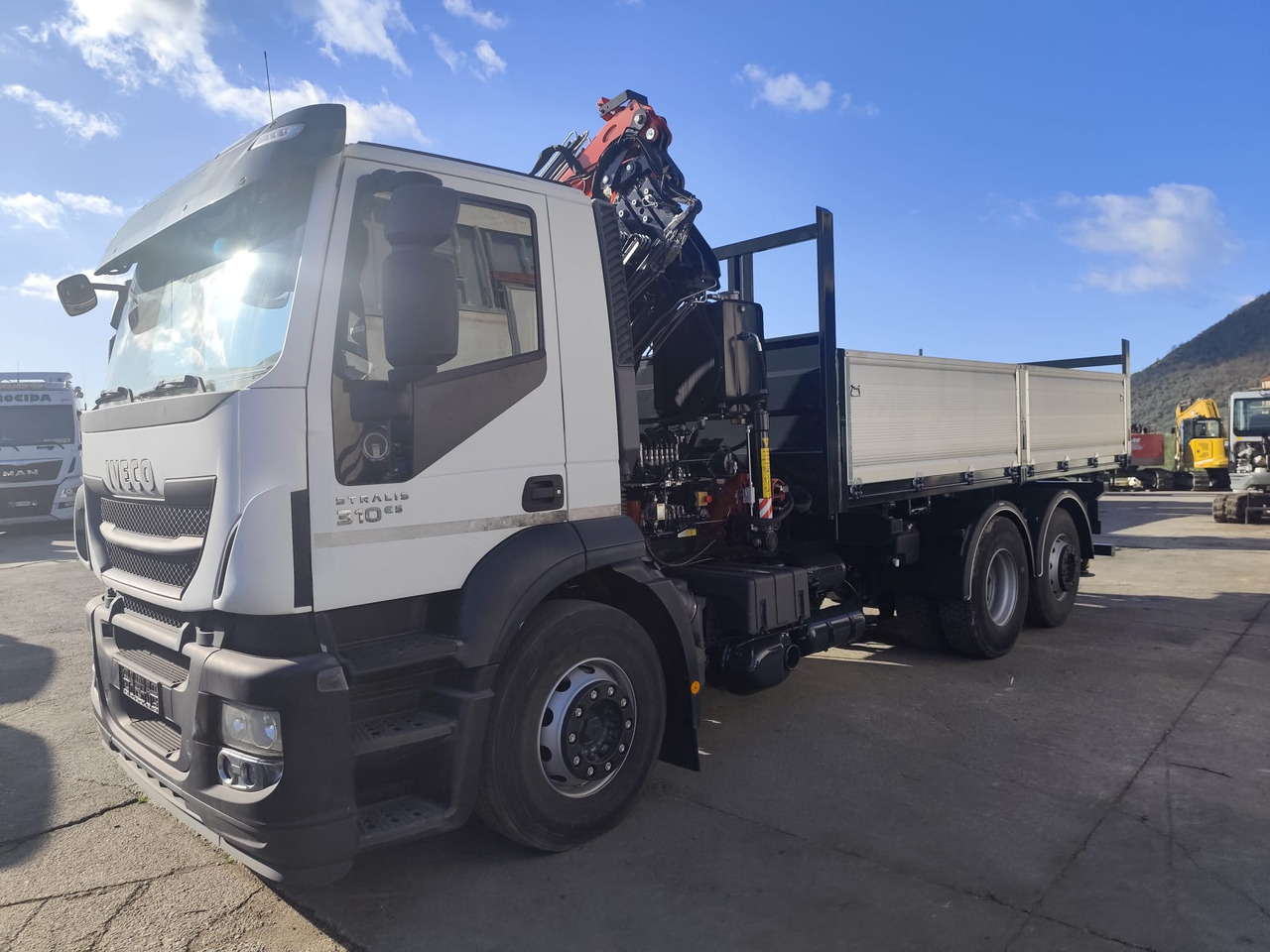 Kamion sa dizalicom, Istovarivač IVECO STRALIS CUBE 260S31: slika 27 Kamion sa dizalicom, Istovarivač IVECO STRALIS CUBE 260S31: slika 27