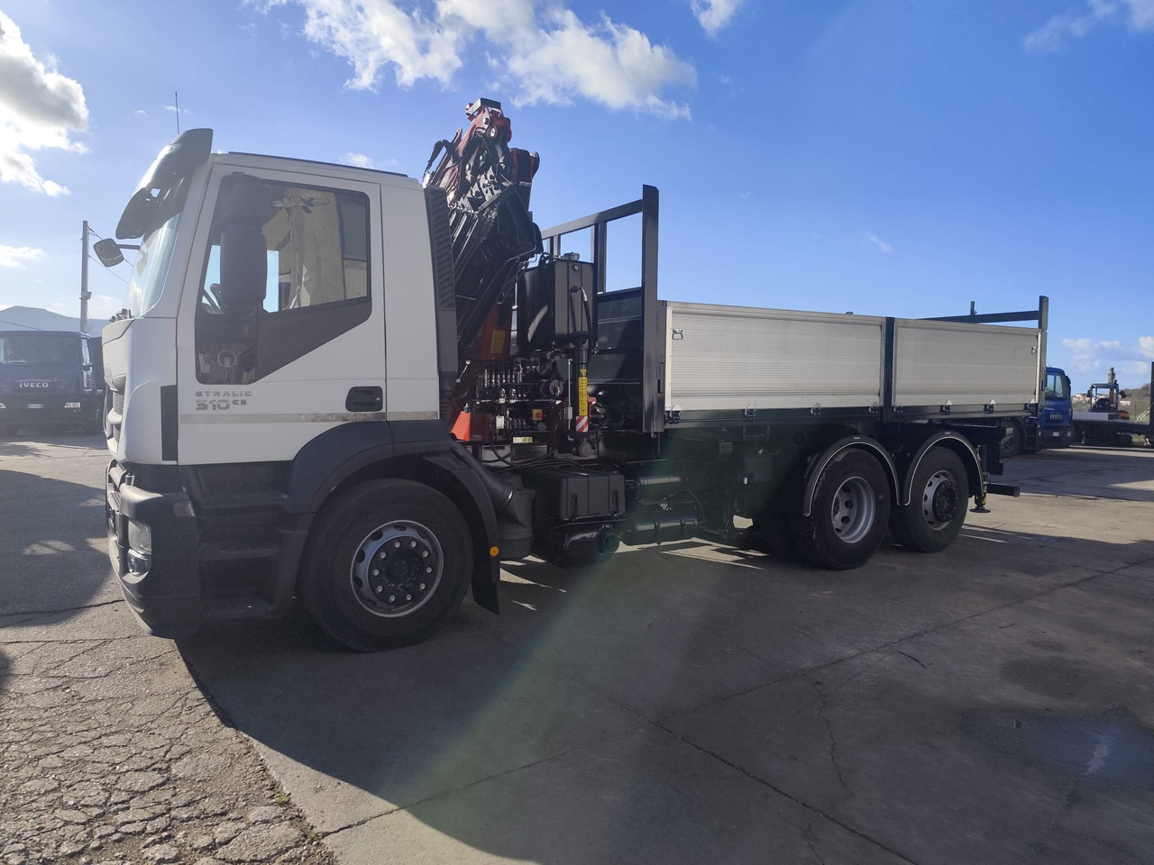 Kamion sa dizalicom, Istovarivač IVECO STRALIS CUBE 260S31: slika 42 Kamion sa dizalicom, Istovarivač IVECO STRALIS CUBE 260S31: slika 42