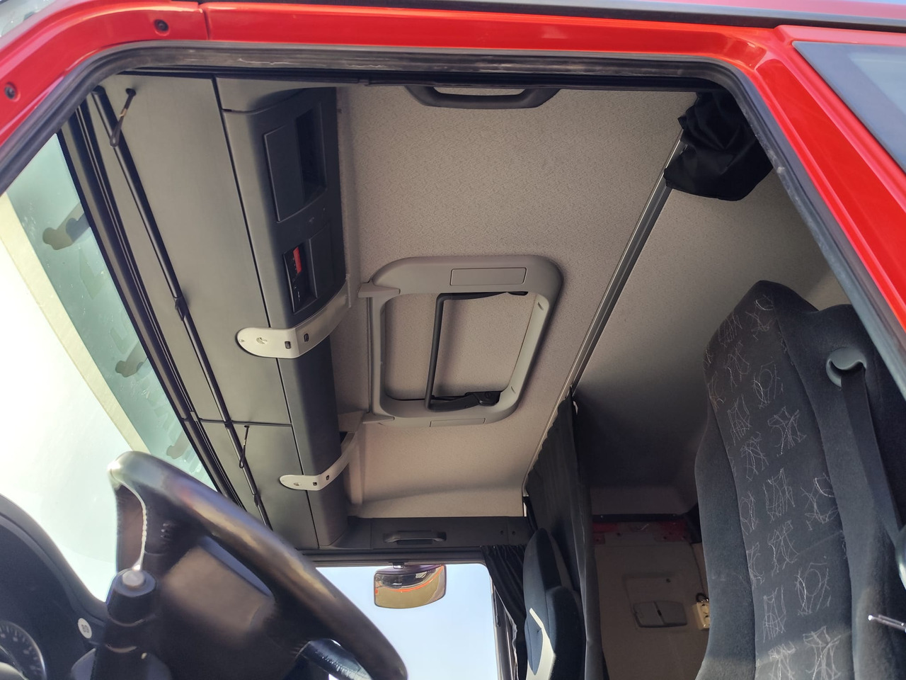 Lizing MAN TGS 35.480 MAN TGS 35.480: slika 13 Lizing MAN TGS 35.480 MAN TGS 35.480: slika 13