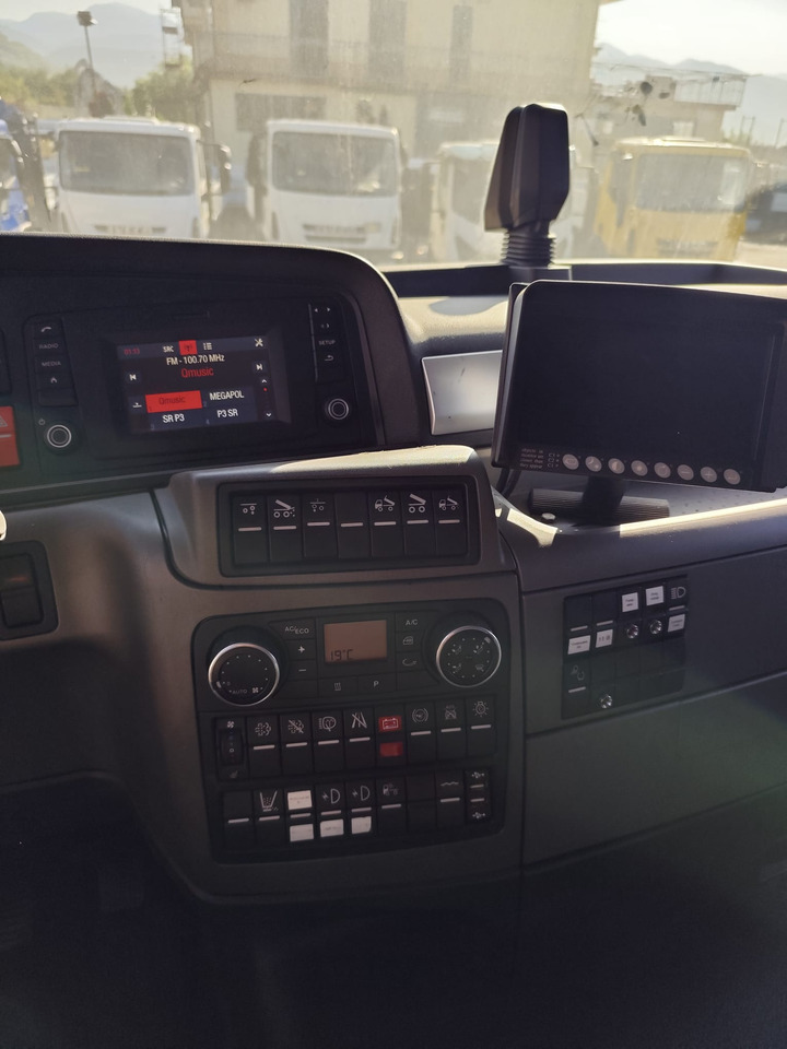 Lizing MAN TGS 35.480 MAN TGS 35.480: slika 6 Lizing MAN TGS 35.480 MAN TGS 35.480: slika 6