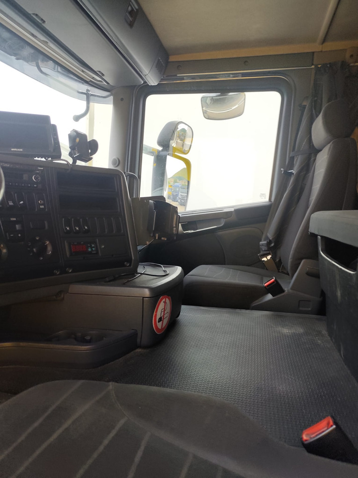 SCANIA G450 - Kamion sa golom šasijom i zatvorenom kabinom: slika 3 SCANIA G450 - Kamion sa golom šasijom i zatvorenom kabinom: slika 3