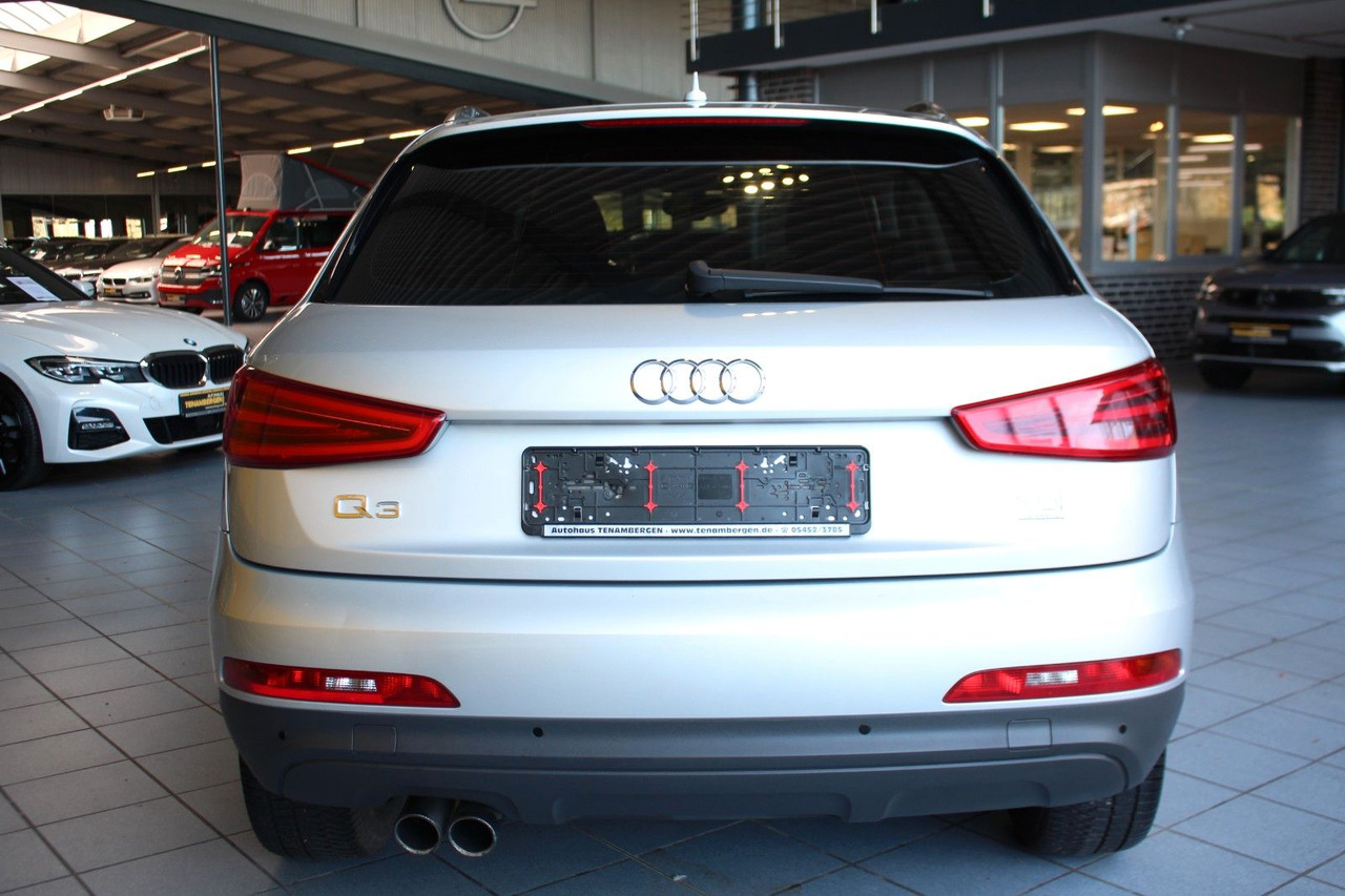Audi Q3 2.0 TDI quattro Xenon Navi Sitzheizung AHK - SUV: slika 5 Audi Q3 2.0 TDI quattro Xenon Navi Sitzheizung AHK - SUV: slika 5