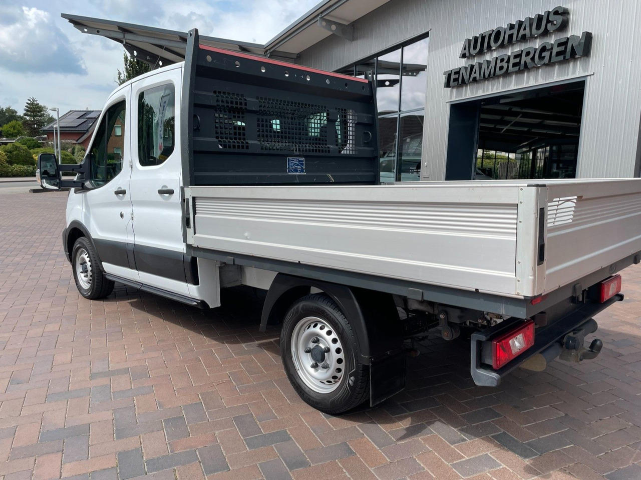 Ford Transit Pritsche 2,0 310 L2 DoKa Klima DAB AHK - Dostavno vozilo s ravnom platformom, Dostavno vozilo sa duplom kabinom: slika 5 Ford Transit Pritsche 2,0 310 L2 DoKa Klima DAB AHK - Dostavno vozilo s ravnom platformom, Dostavno vozilo sa duplom kabinom: slika 5