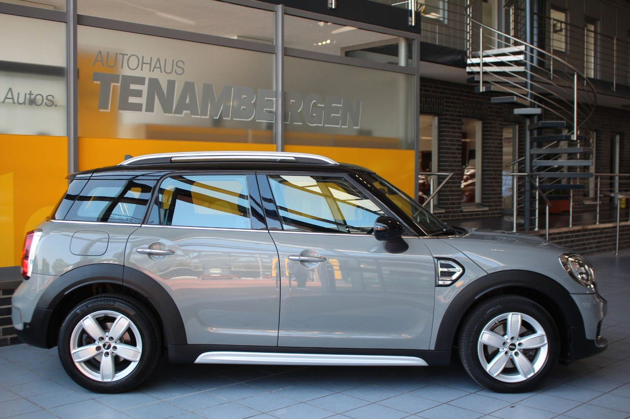 MINI Cooper D Countryman Pepper Navi Klimaaut. PDC - Automobil: slika 3 MINI Cooper D Countryman Pepper Navi Klimaaut. PDC - Automobil: slika 3