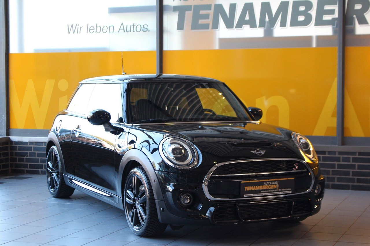 MINI Cooper S 3 trg. Pepper JCW LED H&K - Limuzina: slika 2 MINI Cooper S 3 trg. Pepper JCW LED H&K - Limuzina: slika 2