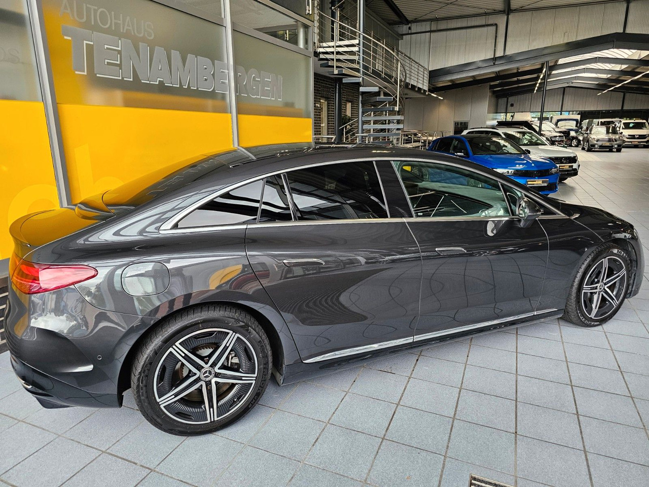 Mercedes-Benz EQE 350 AMG Edition ACC Memory eHeckkl. - Automobil: slika 3 Mercedes-Benz EQE 350 AMG Edition ACC Memory eHeckkl. - Automobil: slika 3