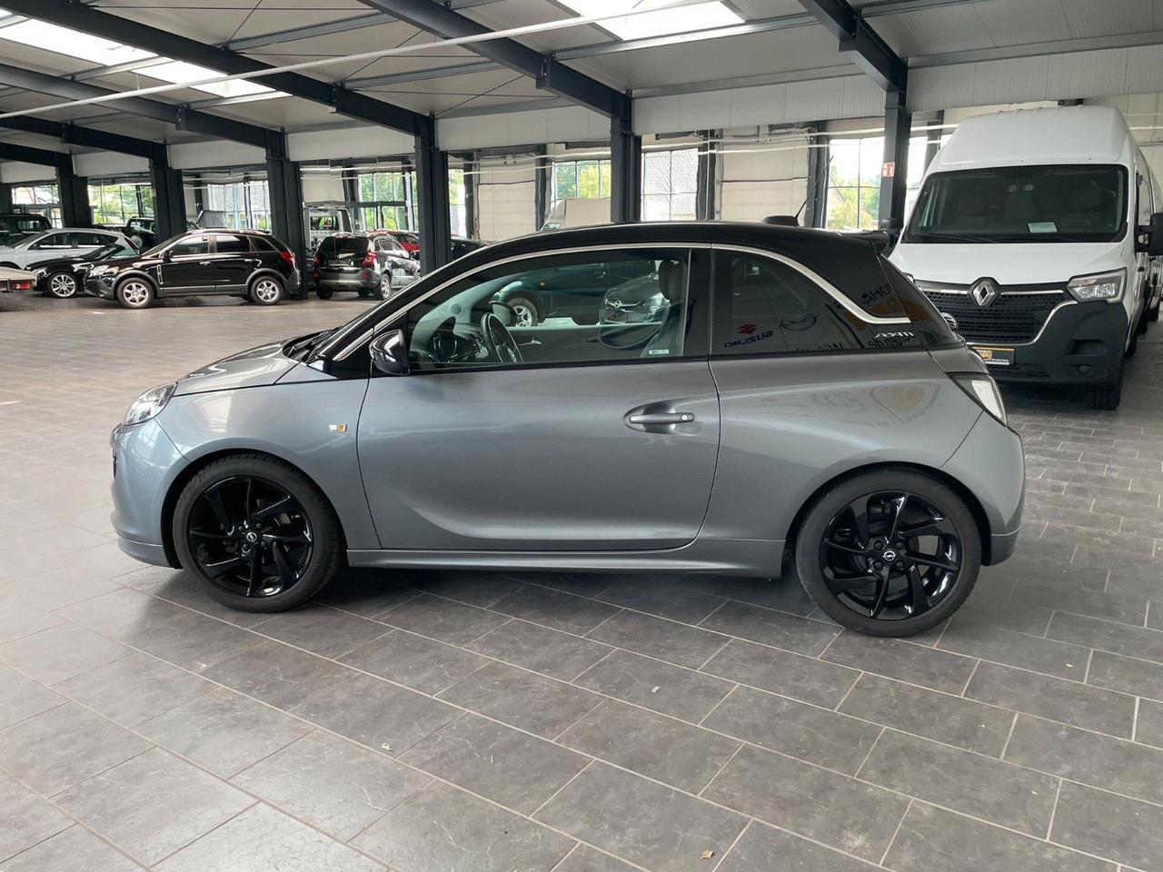 Opel Adam Slam Tempomat Sound-System Infinity - Automobil: slika 5 Opel Adam Slam Tempomat Sound-System Infinity - Automobil: slika 5