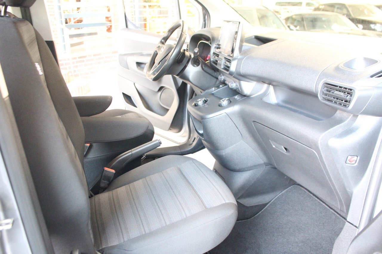 Putnički kombi Opel Combo Life E Elegance 180°Kamera Allwetter DAB: slika 15
