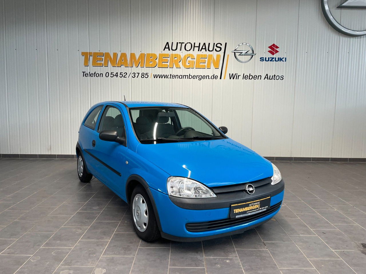 Opel Corsa Comfort Tüv NEU  8 fach Bereift - Limuzina: slika 1 Opel Corsa Comfort Tüv NEU  8 fach Bereift - Limuzina: slika 1