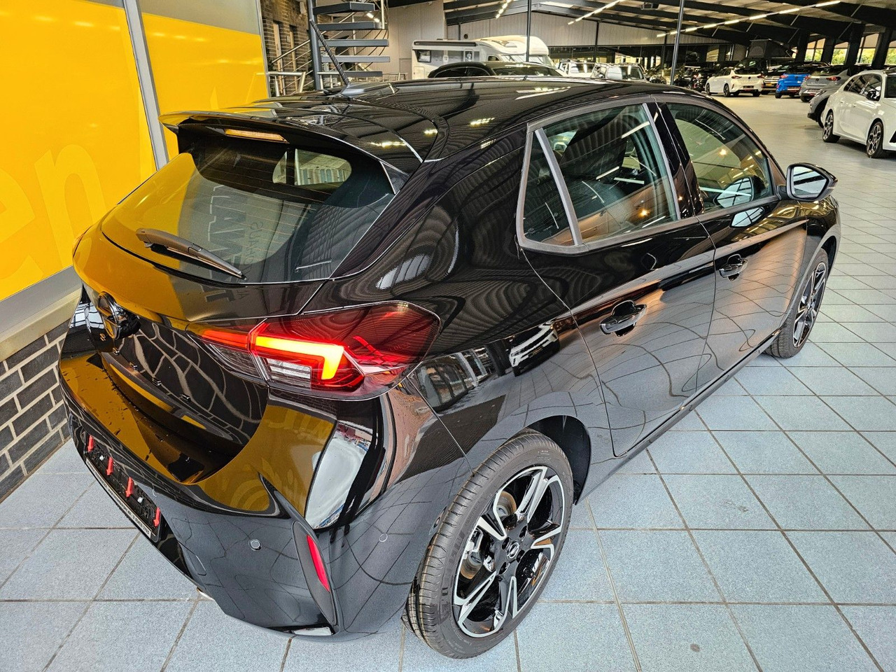 Opel Corsa F 1.2 GS AT-8 Lenkradheizg. Kamera LED ACC - Limuzina: slika 3 Opel Corsa F 1.2 GS AT-8 Lenkradheizg. Kamera LED ACC - Limuzina: slika 3