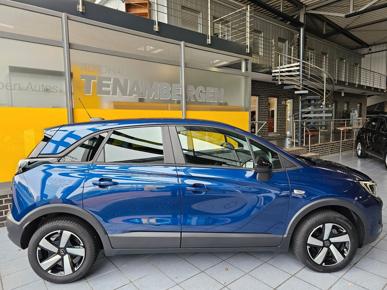 Opel Crossland Navi SHZ LHzg PDC Kamera - Putnički kombi: slika 2 Opel Crossland Navi SHZ LHzg PDC Kamera - Putnički kombi: slika 2