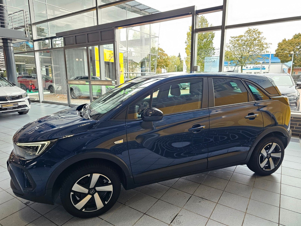 Opel Crossland Navi SHZ LHzg PDC Kamera - Putnički kombi: slika 4 Opel Crossland Navi SHZ LHzg PDC Kamera - Putnički kombi: slika 4