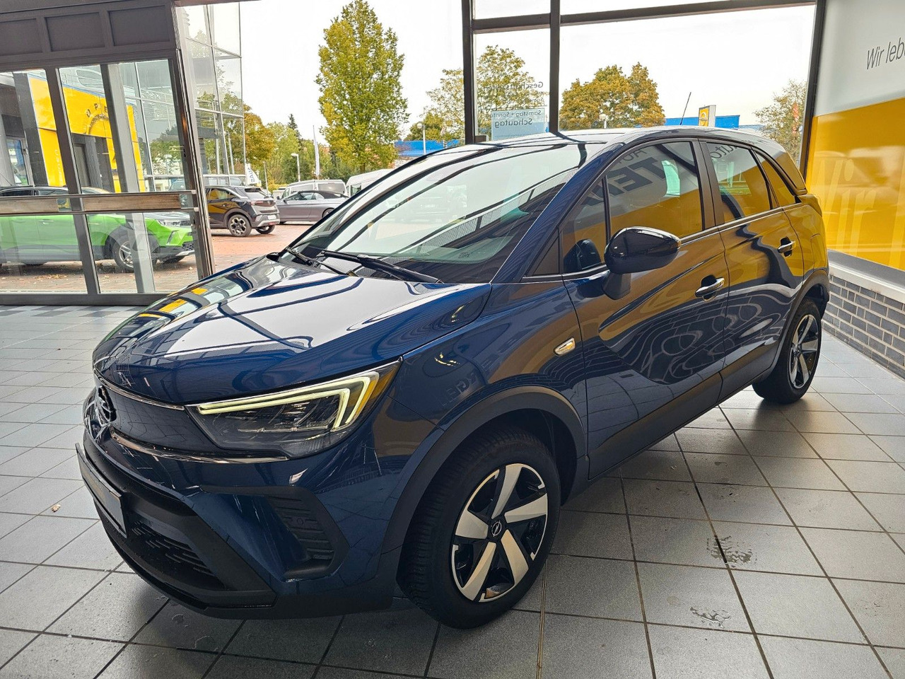 Opel Crossland Navi SHZ LHzg PDC Kamera - Putnički kombi: slika 5 Opel Crossland Navi SHZ LHzg PDC Kamera - Putnički kombi: slika 5