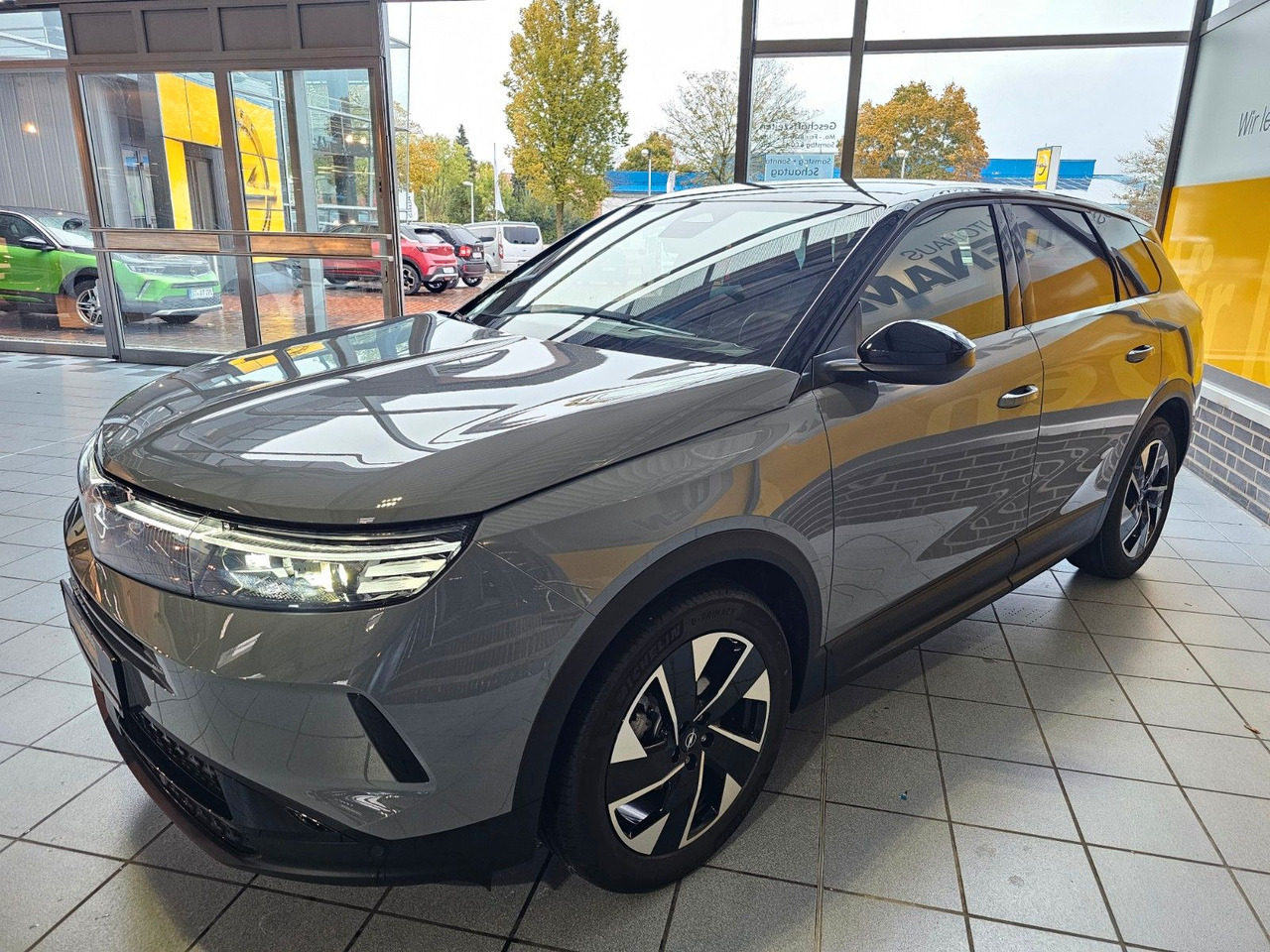 Opel Grandland 1.2 48V Mild-Hybrid 360°Kamera ACC AHK - SUV: slika 2 Opel Grandland 1.2 48V Mild-Hybrid 360°Kamera ACC AHK - SUV: slika 2