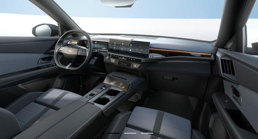 Opel Grandland 1.2 48V Mild-Hybrid 360°Kamera ACC AHK - SUV: slika 5 Opel Grandland 1.2 48V Mild-Hybrid 360°Kamera ACC AHK - SUV: slika 5