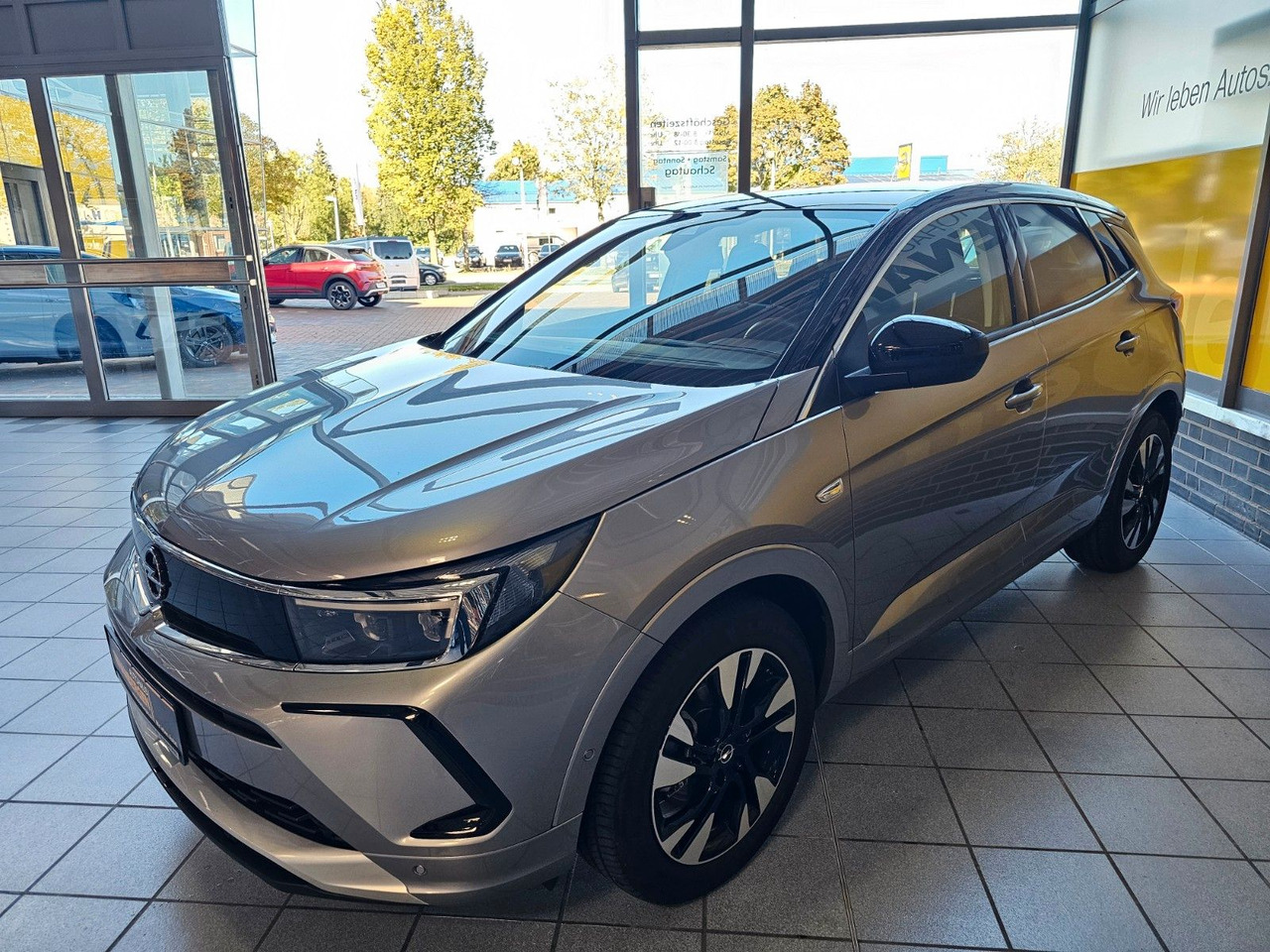 Opel Grandland (X) Elegance IntelliLux 360°Kamera ACC - SUV: slika 3 Opel Grandland (X) Elegance IntelliLux 360°Kamera ACC - SUV: slika 3