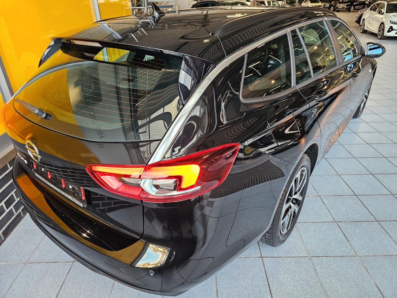 Opel Insignia B ST SHZ LHzg Carplay PDC Spurassistent - Karavan: slika 3 Opel Insignia B ST SHZ LHzg Carplay PDC Spurassistent - Karavan: slika 3