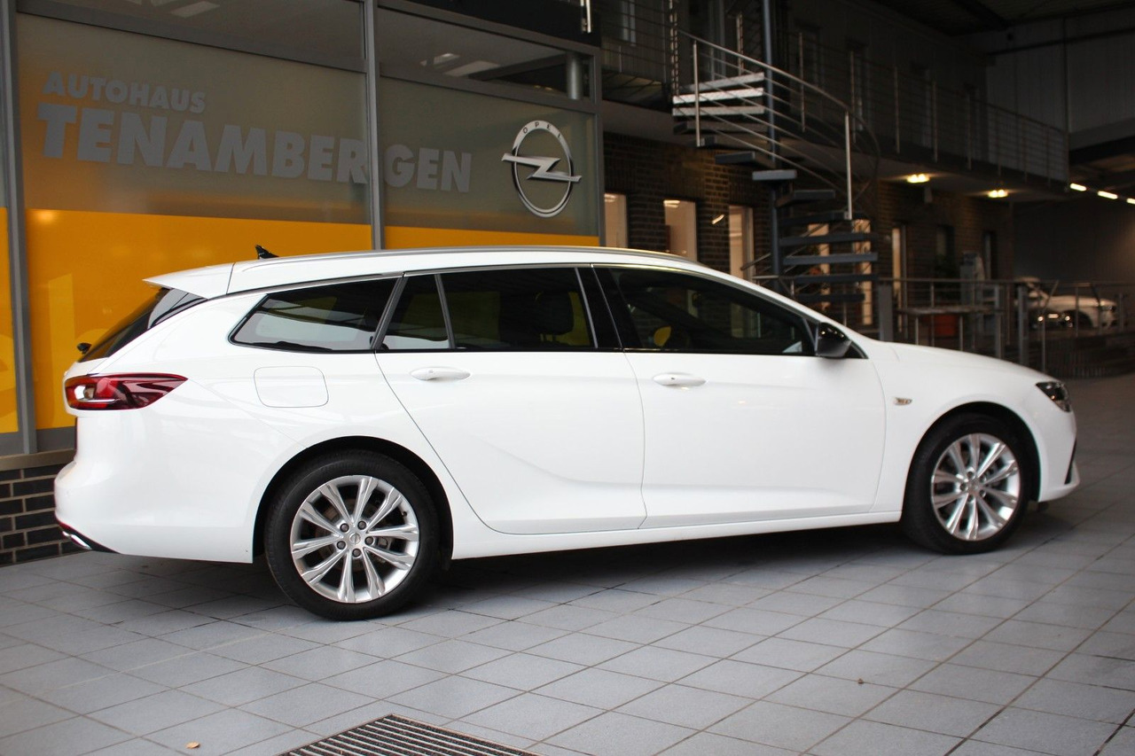 Opel Insignia  Elegance DAB Navi Head Up LED Kamera - Karavan: slika 3 Opel Insignia  Elegance DAB Navi Head Up LED Kamera - Karavan: slika 3