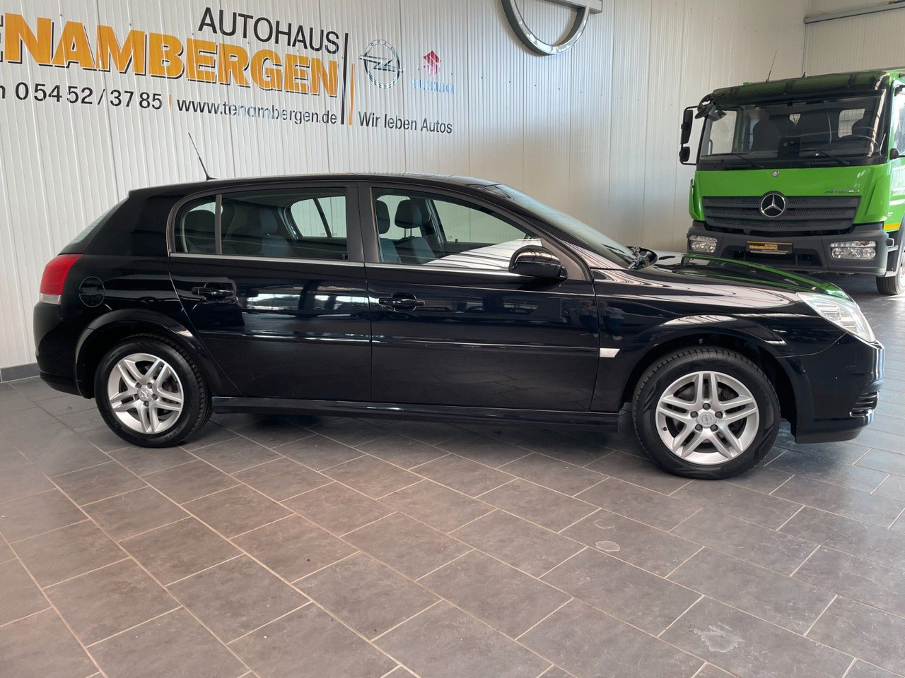 Opel Signum Edition Bluetooth Navi Automatik - Karavan: slika 2 Opel Signum Edition Bluetooth Navi Automatik - Karavan: slika 2
