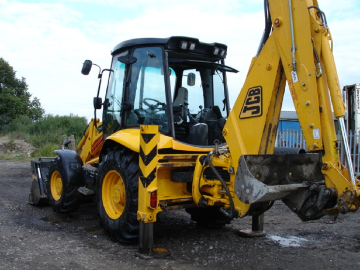 JCB 3CX CONTRACTOR - Bager utovarivač: slika 4 JCB 3CX CONTRACTOR - Bager utovarivač: slika 4