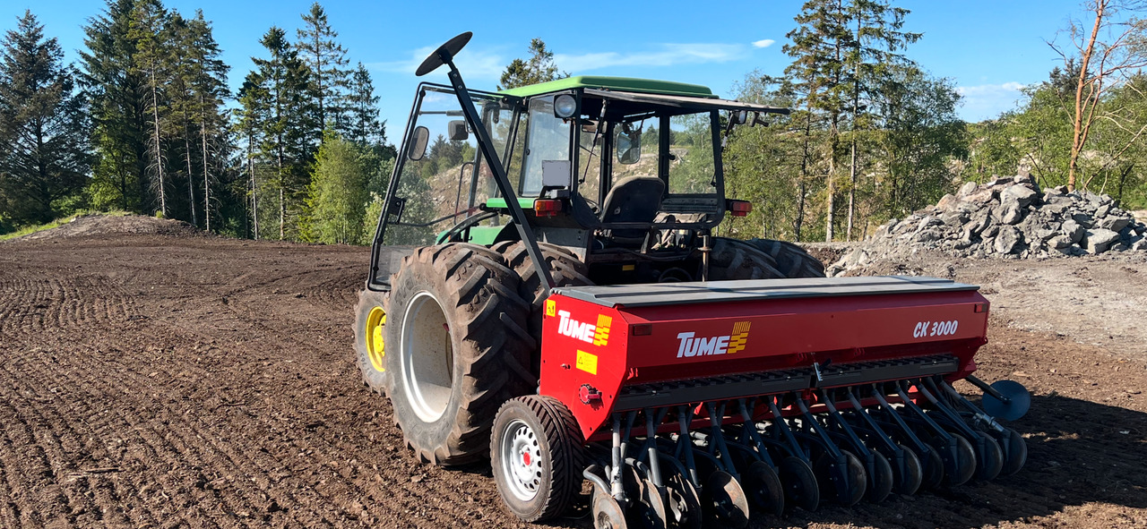 JOHN DEERE 1950 - Traktor: slika 5 JOHN DEERE 1950 - Traktor: slika 5