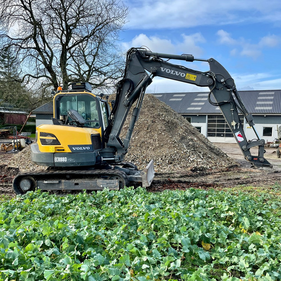 VOLVO ECR88D - Bager: slika 3 VOLVO ECR88D - Bager: slika 3