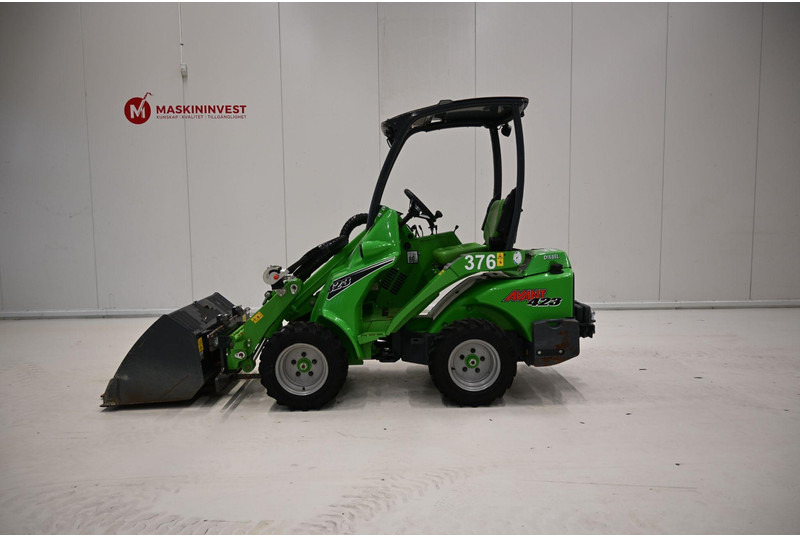 Avant 423 - Utovarivač točkaš: slika 1 Avant 423 - Utovarivač točkaš: slika 1