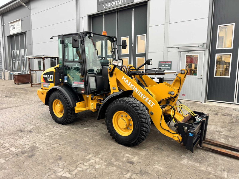 Caterpillar 906M Cat 906M - Utovarivač točkaš: slika 5 Caterpillar 906M Cat 906M - Utovarivač točkaš: slika 5