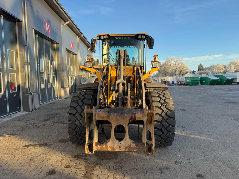 Utovarivač točkaš Volvo L90H Volvo L90H: slika 7 Utovarivač točkaš Volvo L90H Volvo L90H: slika 7