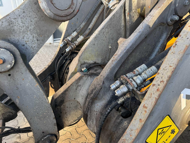 Utovarivač točkaš Volvo L90H Volvo L90H: slika 8 Utovarivač točkaš Volvo L90H Volvo L90H: slika 8