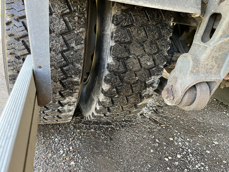 Kamion sa zatvorenim sandukom Volvo FL 290: slika 17