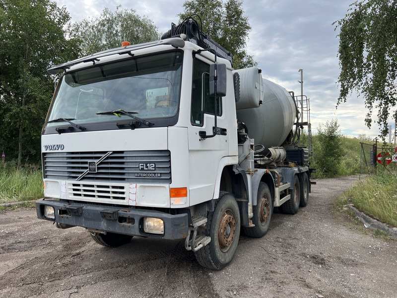 Volvo FL12 - Stacionarna pumpa za beton: slika 1 Volvo FL12 - Stacionarna pumpa za beton: slika 1