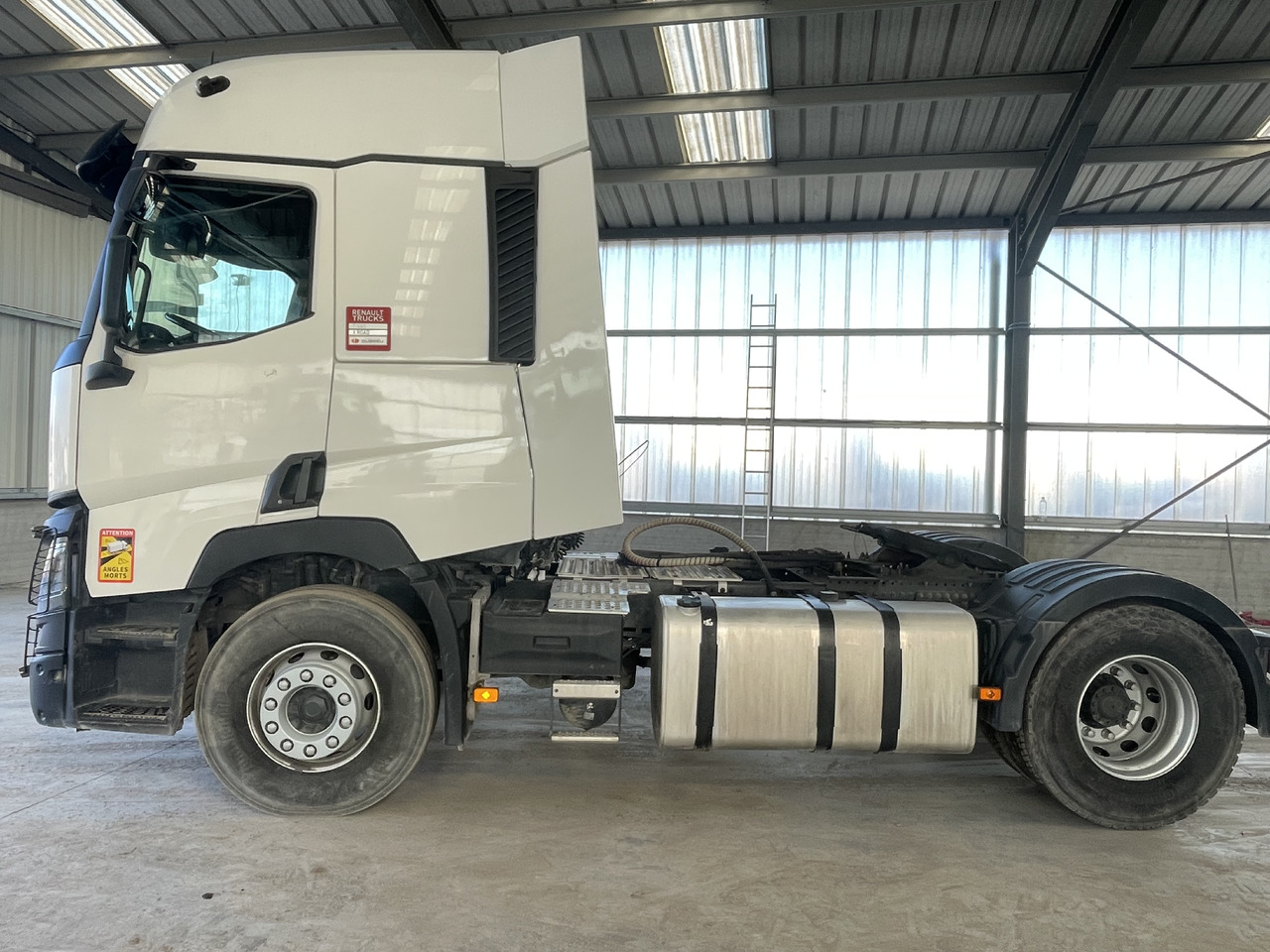 RENAULT T460 - Tegljač: slika 2 RENAULT T460 - Tegljač: slika 2