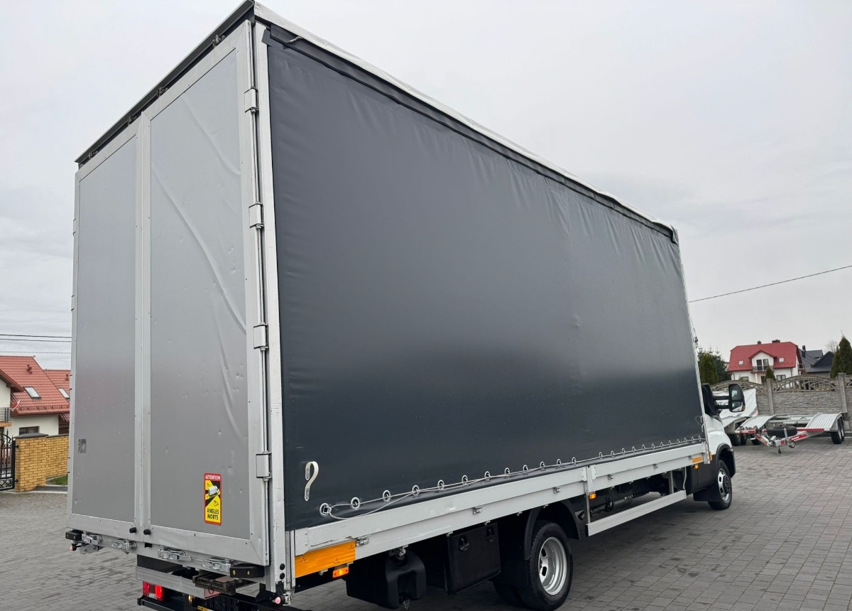 Dostavno vozilo sa ceradom Iveco 50C18 DMC 3500kg. 15 europalet Salonowy I właściciel Iveco 3.0180ps 350kg. Salonowe Serwisowane: slika 6 Dostavno vozilo sa ceradom Iveco 50C18 DMC 3500kg. 15 europalet Salonowy I właściciel Iveco 3.0180ps 350kg. Salonowe Serwisowane: slika 6