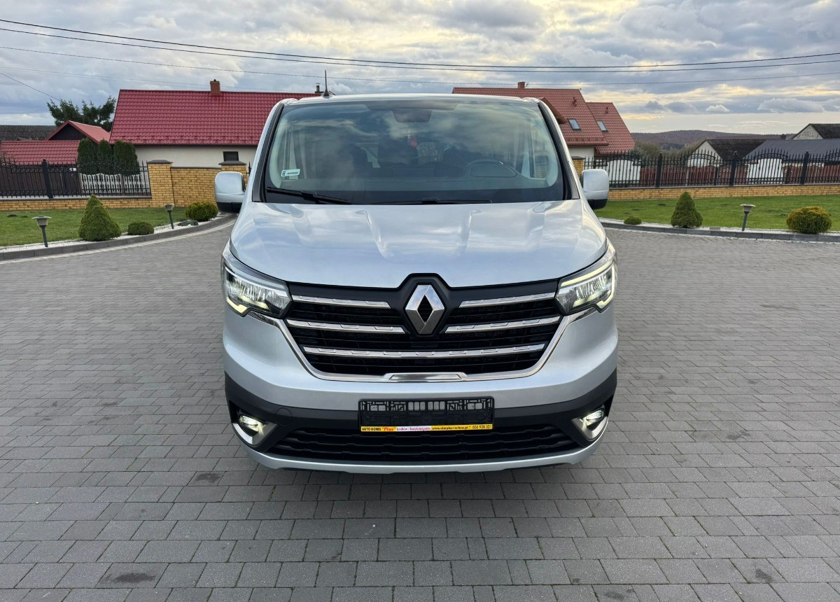 Renault Trafic 2.0 150 ps. Bezwypadkowy Salonowy Serwisowany - Minibus, Putnički kombi: slika 2 Renault Trafic 2.0 150 ps. Bezwypadkowy Salonowy Serwisowany - Minibus, Putnički kombi: slika 2