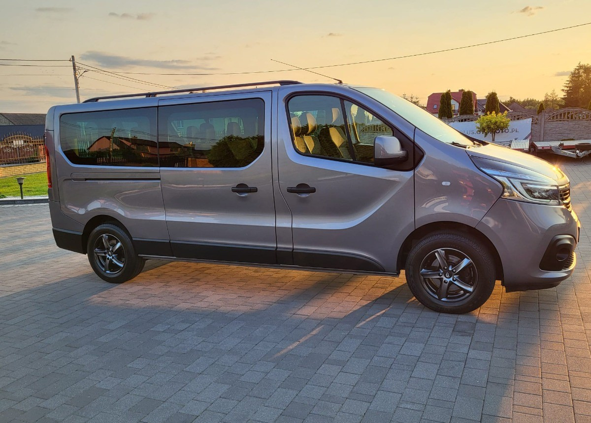 Renault Trafic Long 9-osobowy 2.0 150ps. - Dostavno vozilo sa duplom kabinom: slika 3 Renault Trafic Long 9-osobowy 2.0 150ps. - Dostavno vozilo sa duplom kabinom: slika 3