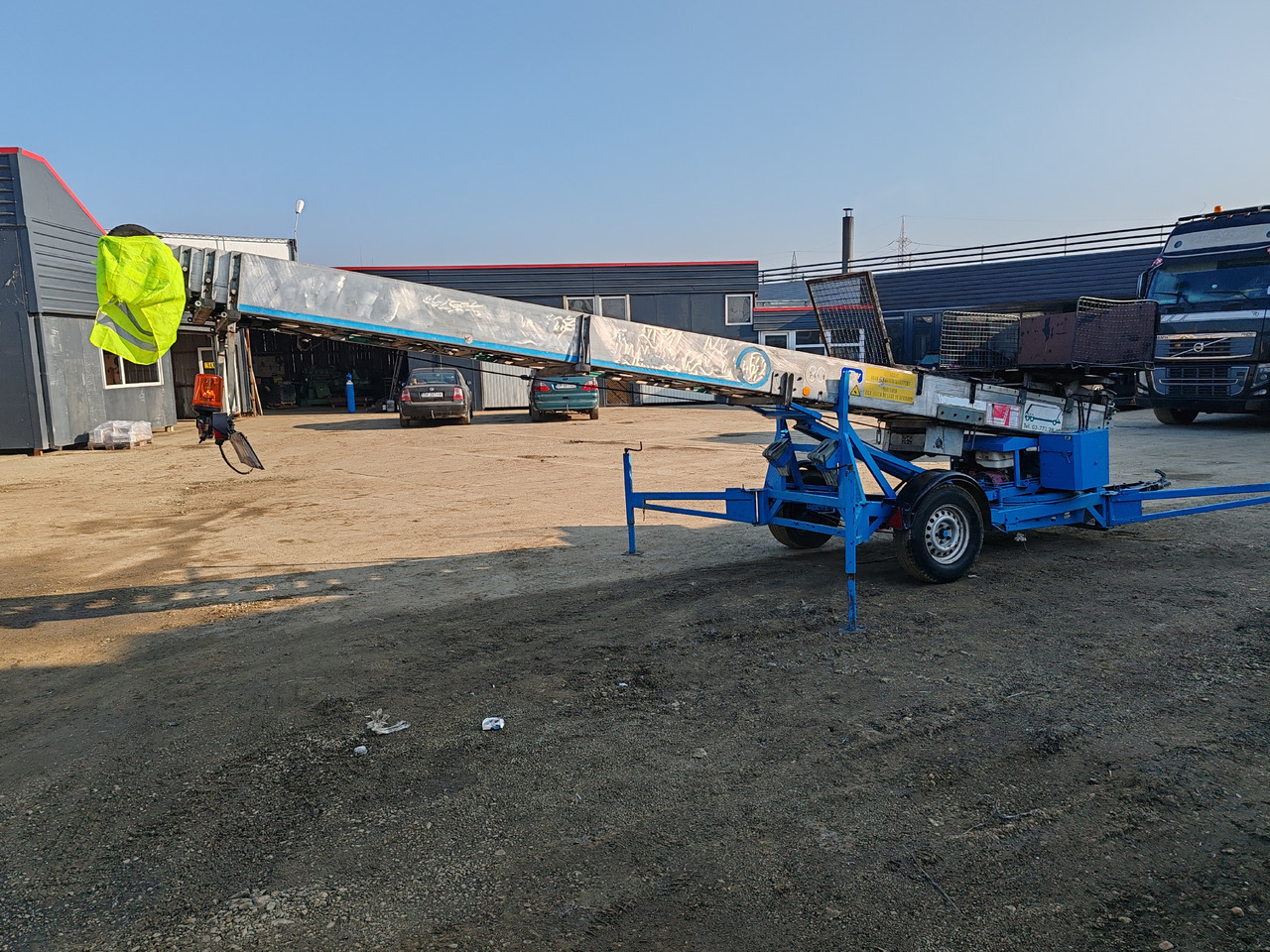 Klaas Nacela - Utovarna rampa: slika 3 Klaas Nacela - Utovarna rampa: slika 3