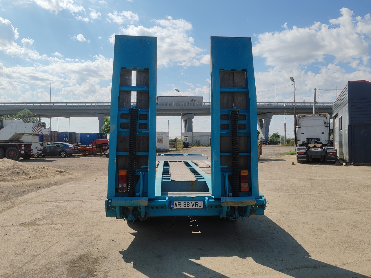 Schwarzmuller TU 30/100 - Prikolica za prevoz automobila: slika 4 Schwarzmuller TU 30/100 - Prikolica za prevoz automobila: slika 4