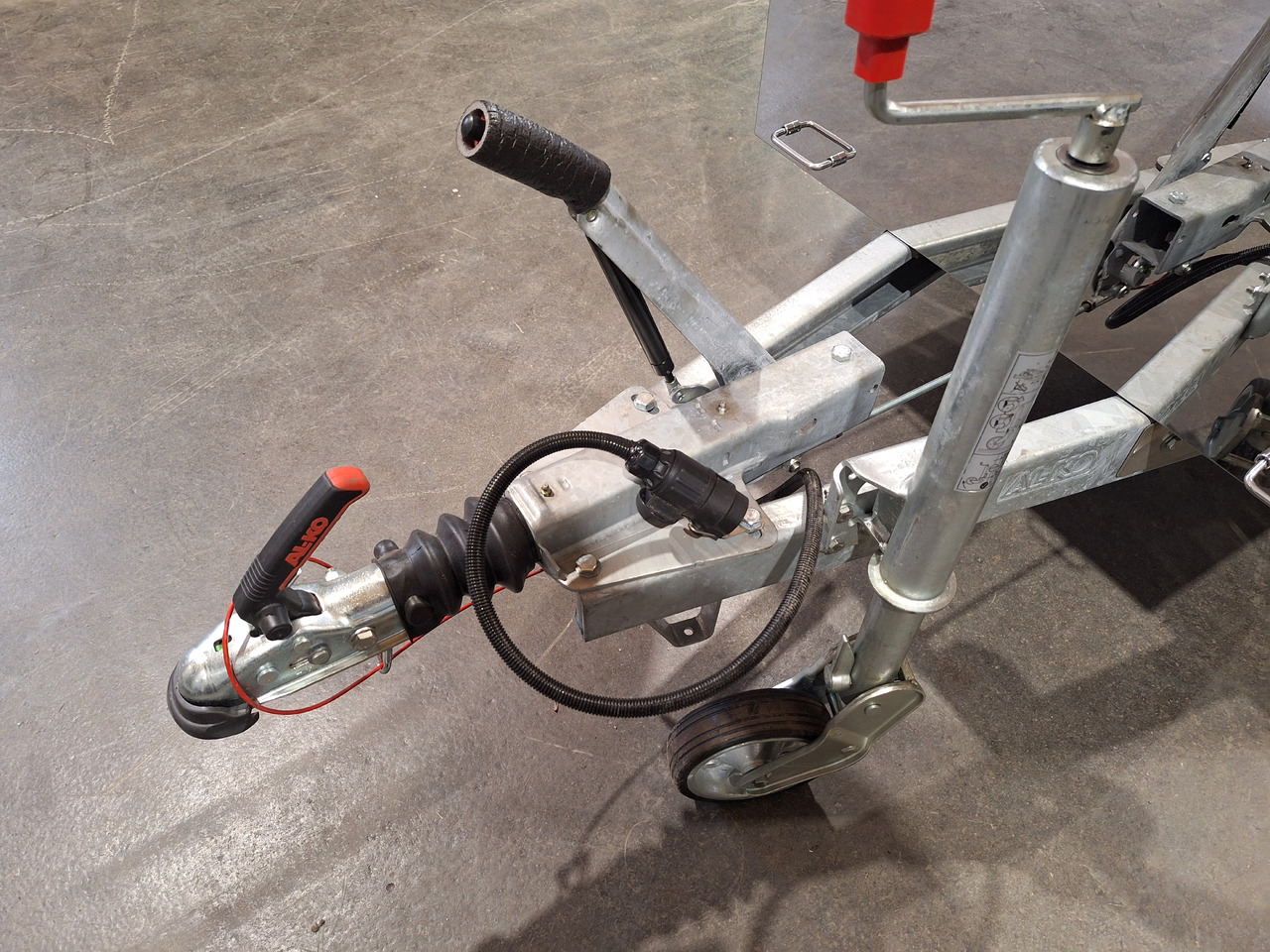 Deli Star Trailer 6000 Flower & General Sales - EU Standards - Prikolica za hrane: slika 2 Deli Star Trailer 6000 Flower & General Sales - EU Standards - Prikolica za hrane: slika 2