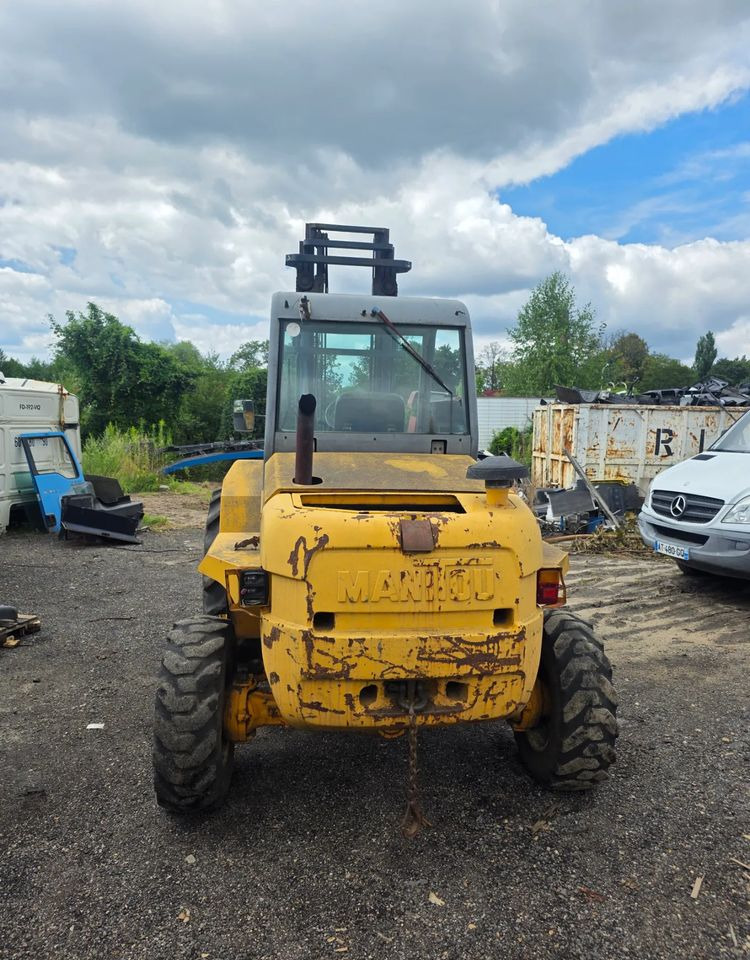 Manitou M26.4 Terenowy 4x4 5,5m - Terenski viljuškar: slika 4 Manitou M26.4 Terenowy 4x4 5,5m - Terenski viljuškar: slika 4