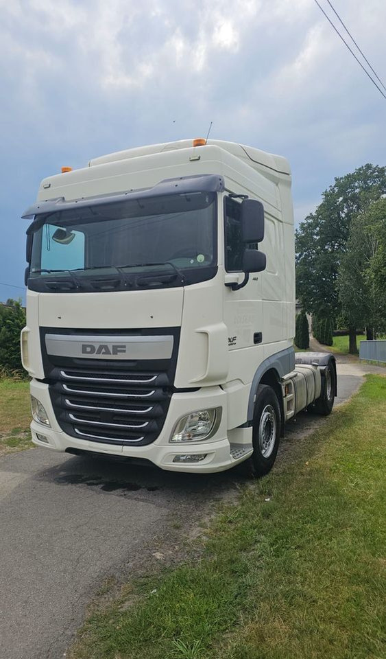 DAF XF460 - Tegljač: slika 1 DAF XF460 - Tegljač: slika 1