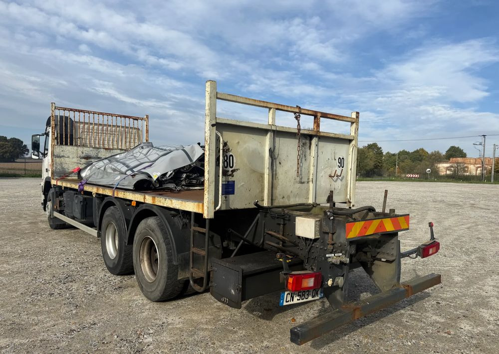 Volvo FM 370 - Kamion sa golom šasijom i zatvorenom kabinom: slika 3 Volvo FM 370 - Kamion sa golom šasijom i zatvorenom kabinom: slika 3