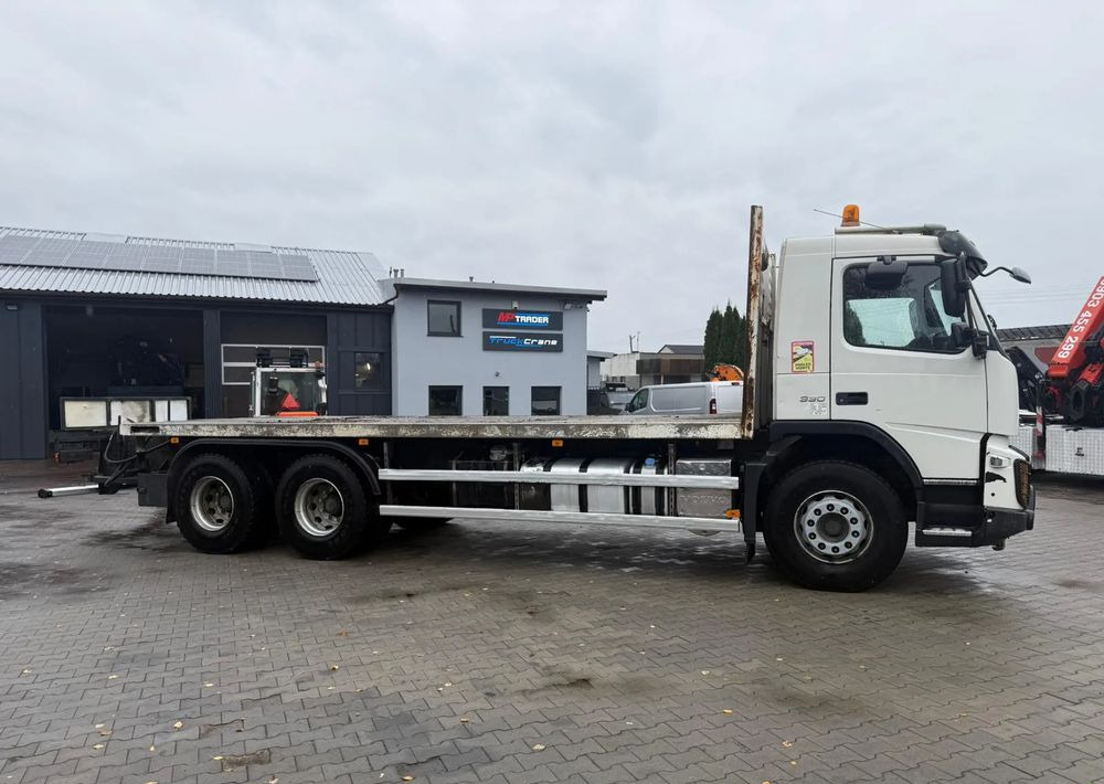 Volvo FMx 330 - Kamion sa golom šasijom i zatvorenom kabinom: slika 4 Volvo FMx 330 - Kamion sa golom šasijom i zatvorenom kabinom: slika 4
