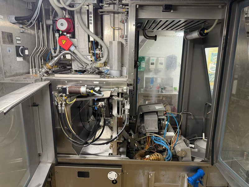 Trakasti transporter Tetra Pak TBA 19 / TBA 250 Base: slika 10 Trakasti transporter Tetra Pak TBA 19 / TBA 250 Base: slika 10