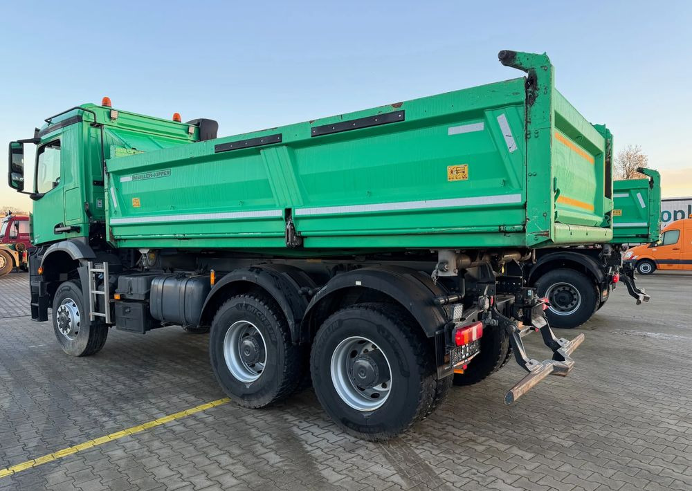 Mercedes-Benz AROCS 3345/6x6/ Wywrotka Miller Bordmatic - Istovarivač: slika 5 Mercedes-Benz AROCS 3345/6x6/ Wywrotka Miller Bordmatic - Istovarivač: slika 5