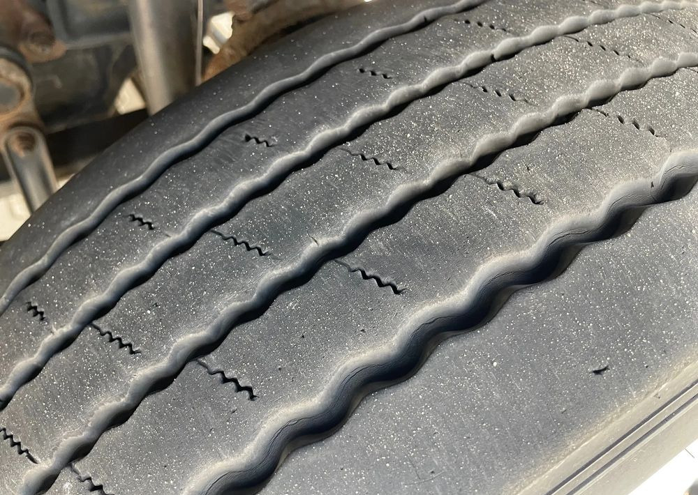 Kamion sa zatvorenim sandukom Mercedes-Benz ATEGO 816 ,ładowność 3,1 tony!: slika 10